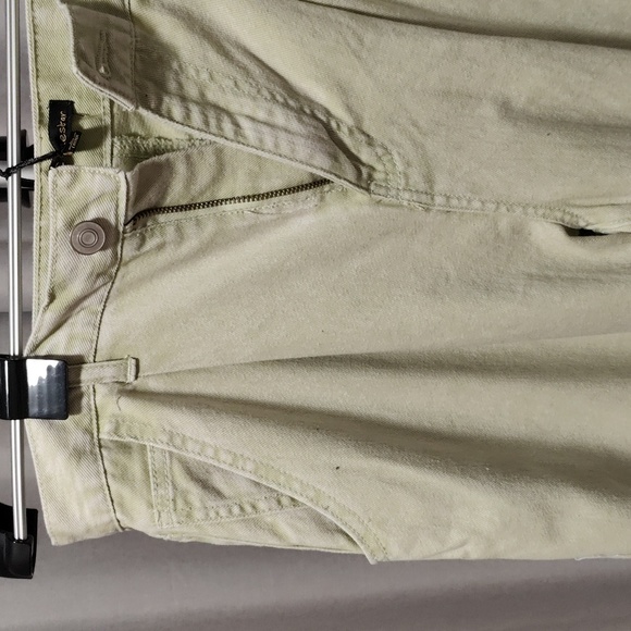 BRAND NEW WITH TAG - Pastel green jeans - Picture 6 of 7